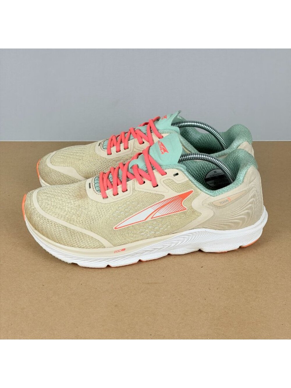Altra Torin 5 Athletic Running Shoes Womens 9 Beige Coral Green Low Top Lace Up
